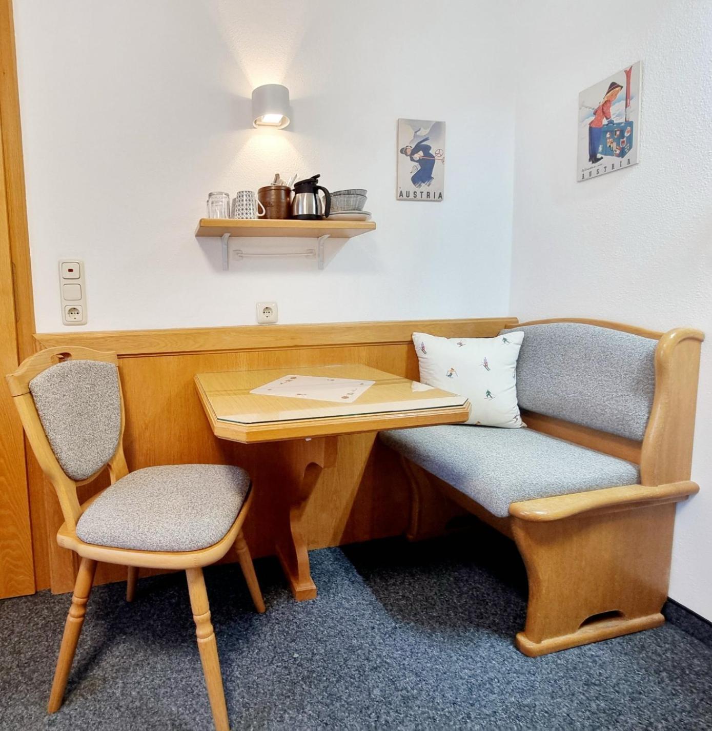 Das Bergfried - Urlaub Zentral Und Ruhig! Apartamento Riezlern Exterior foto